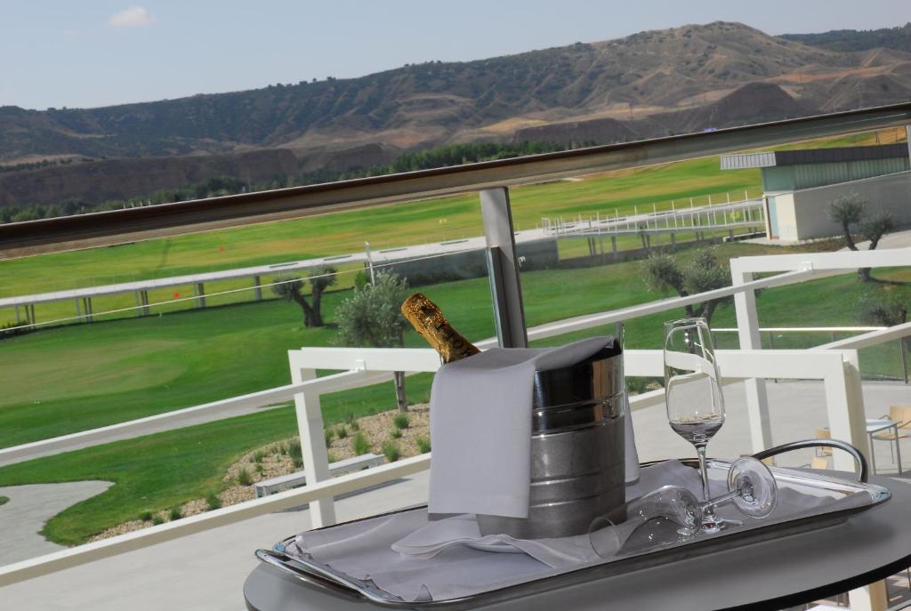 Sercotel El Encin Golf Alcalá de Henares Restaurant bilde